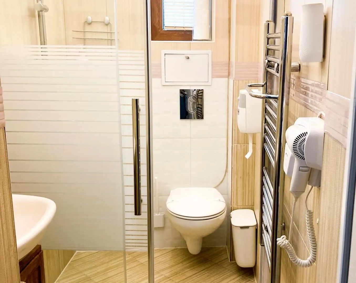 Two Bedroom Apartment -Welcome To Burgas- Top Location, Central Station, Main Walking Street, Sea Garden, Near The Beach